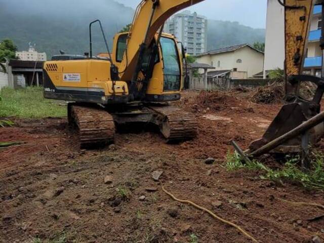 Apartamento para Venda em Caraguatatuba - 4