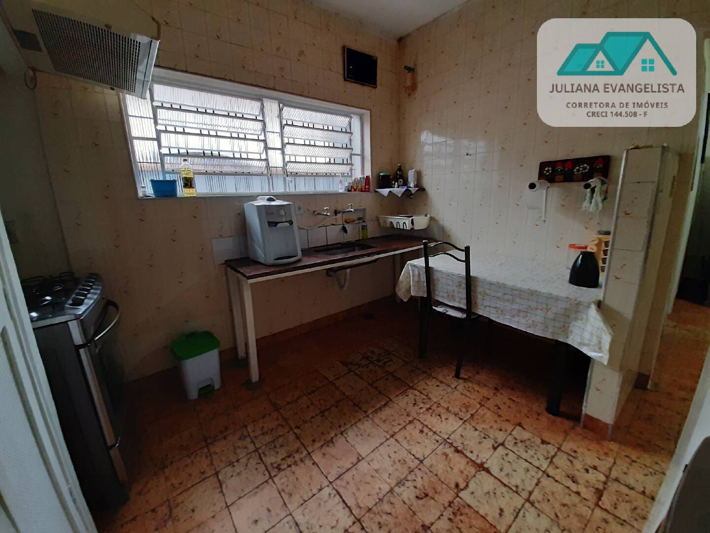 Casa à venda com 3 quartos, 194m² - Foto 6