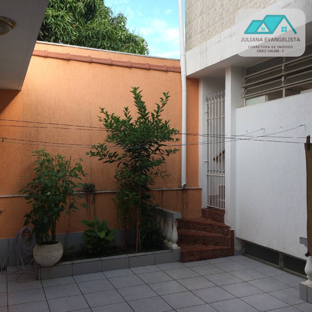 Casa à venda com 4 quartos, 250m² - Foto 16