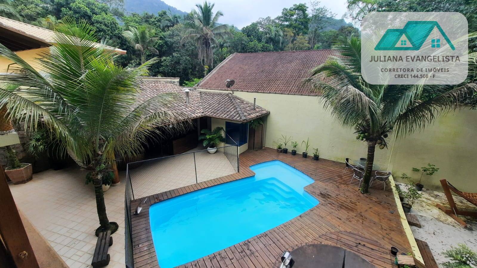 Casa à venda com 4 quartos, 335m² - Foto 25