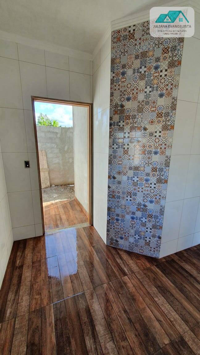 Casa à venda com 2 quartos, 52m² - Foto 5