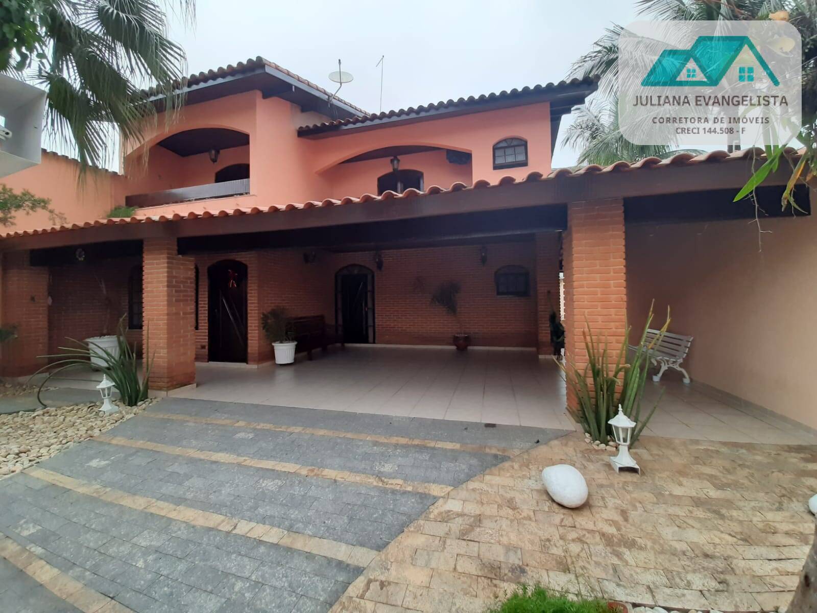 Casa à venda com 3 quartos, 250m² - Foto 11