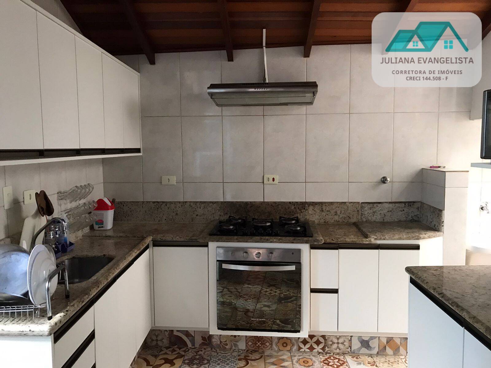 Casa à venda com 4 quartos, 200m² - Foto 18