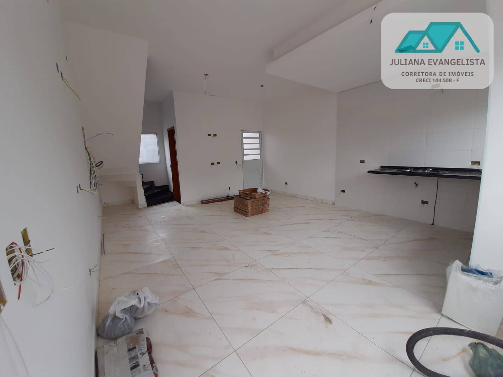 Sobrado à venda com 2 quartos, 6572m² - Foto 13