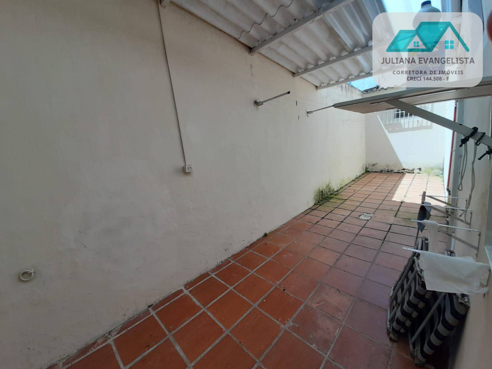 Casa à venda com 3 quartos, 150m² - Foto 4