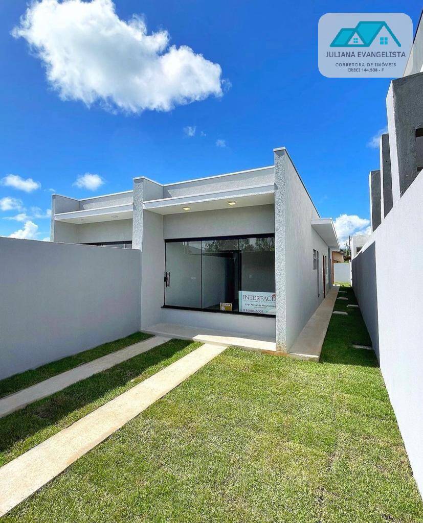 Casa à venda com 2 quartos, 73m² - Foto 1