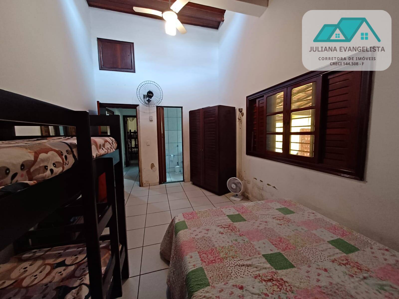 Casa à venda com 2 quartos, 90m² - Foto 13