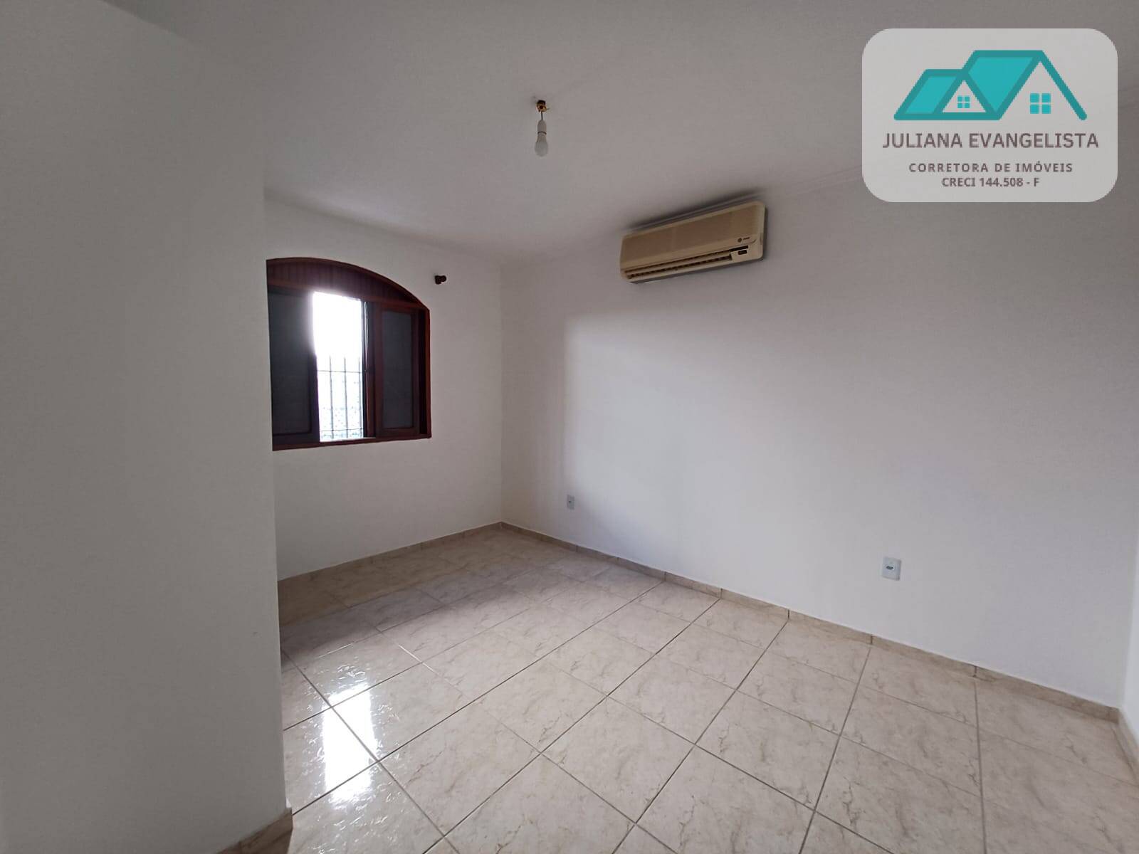 Casa à venda com 3 quartos, 135m² - Foto 14