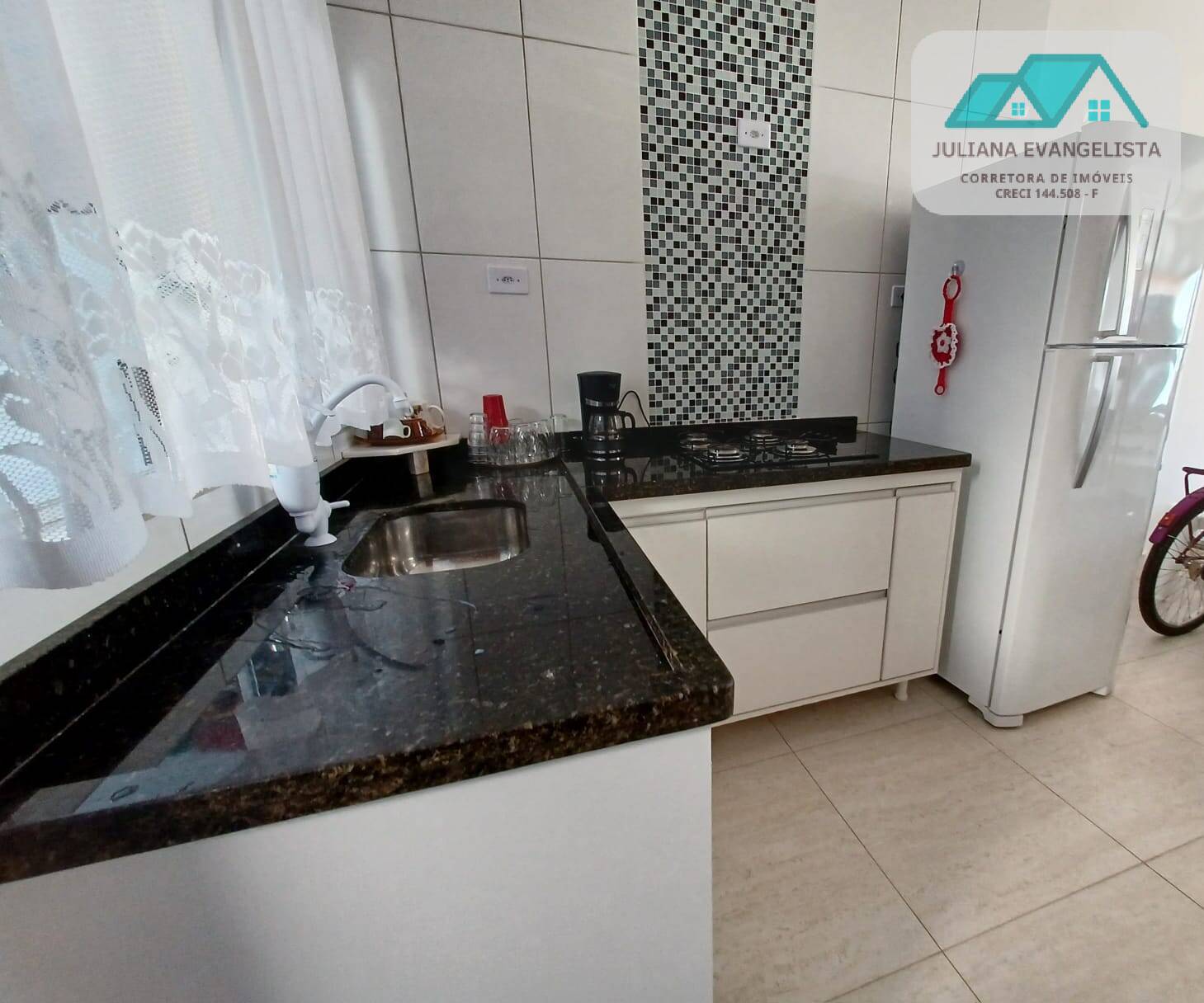 Casa à venda com 2 quartos, 90m² - Foto 18