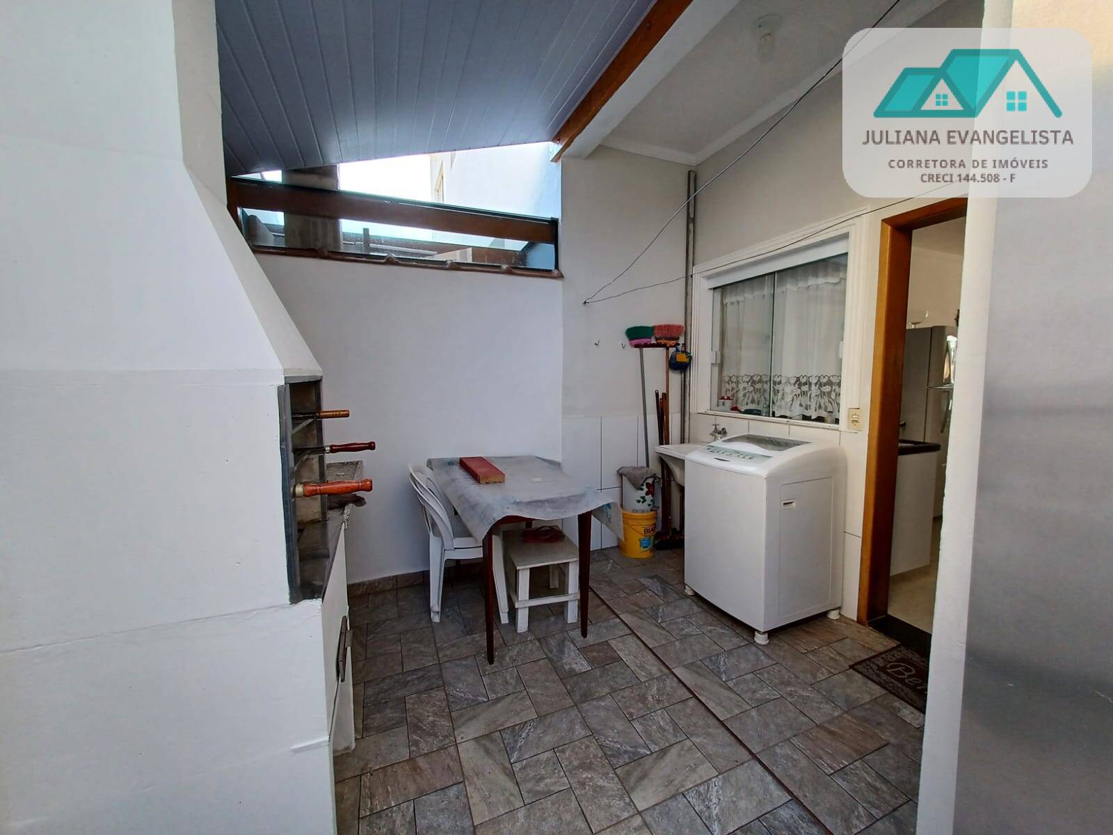 Casa à venda com 2 quartos, 90m² - Foto 23