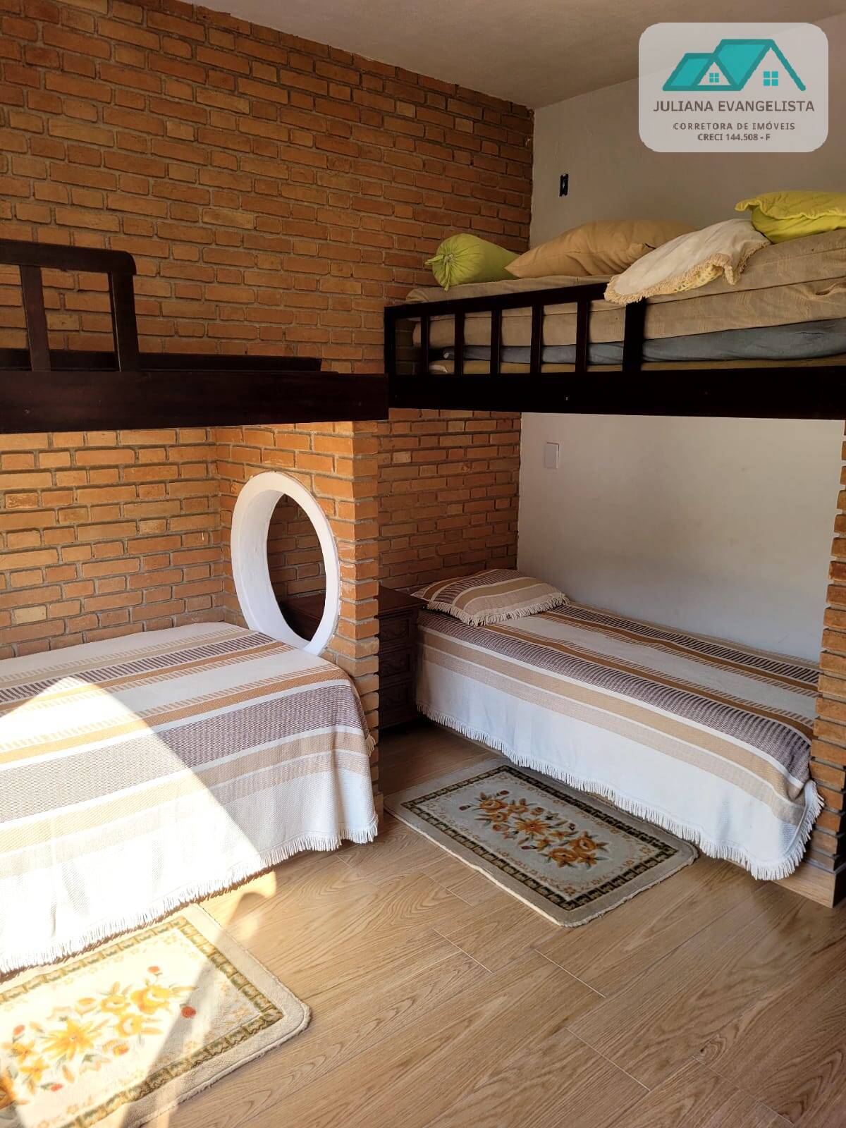 Casa à venda com 3 quartos, 218m² - Foto 15