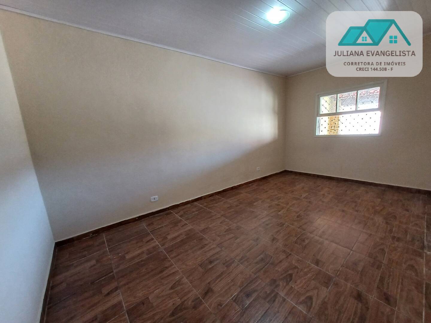 Casa à venda com 1 quarto, 83m² - Foto 2